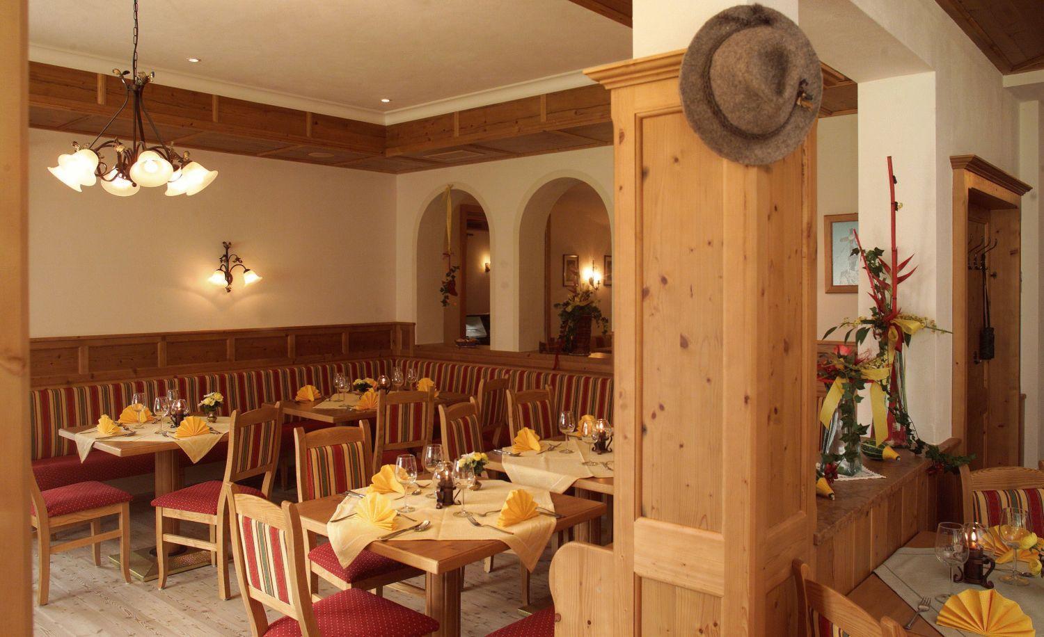 Feriendorf Ponyhof Fusch an der Grossglocknerstrasse Exterior photo
